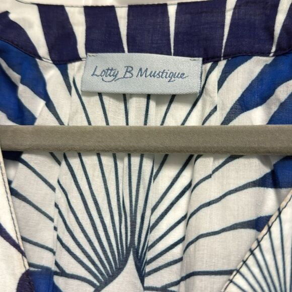 LOTTY B MUSTIQUE - Blue and White Palm Leaf Kaftan - Brand New - One Size - Picture 2 of 5